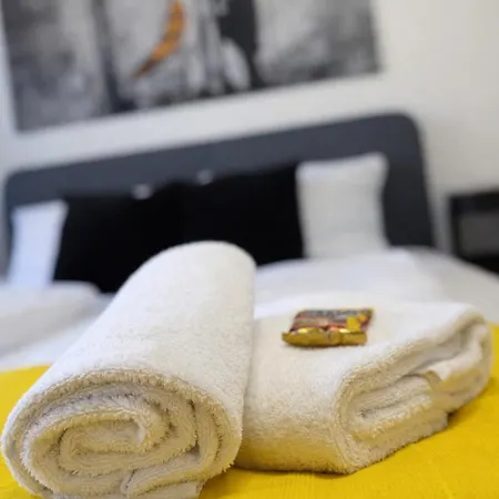 Black & Yellow Apartmán Augsburg